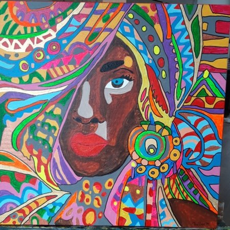 Vrouwenhoofd met sluiers